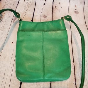 B Makowsky green leather purse